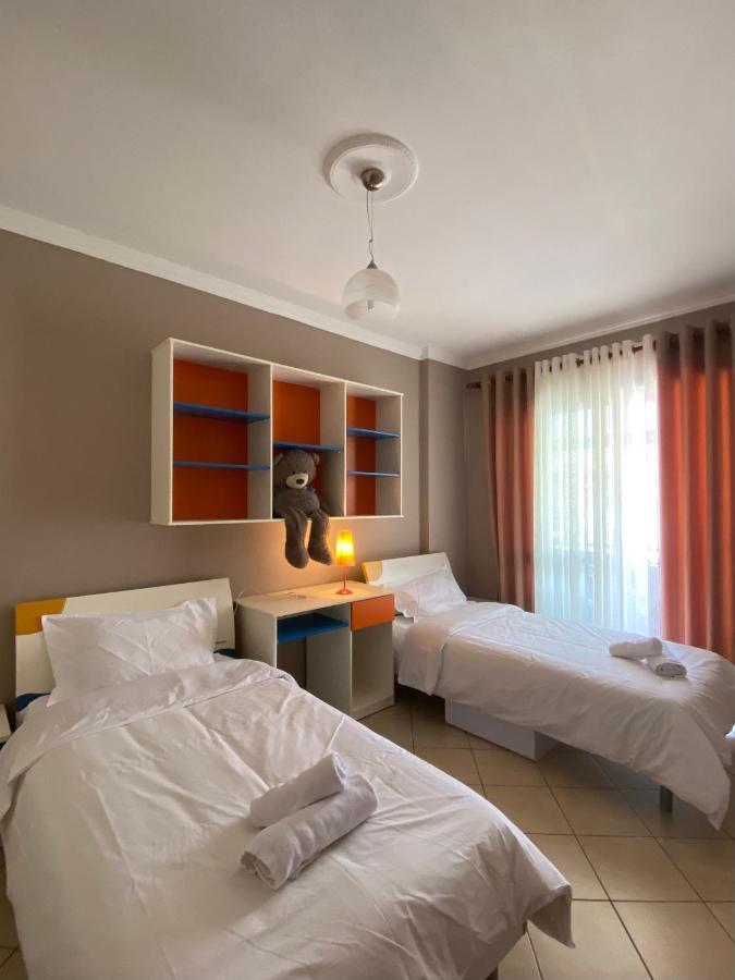 Cloud8 Apt With Castle View, 7Km From The Beach Lezhë Exteriör bild