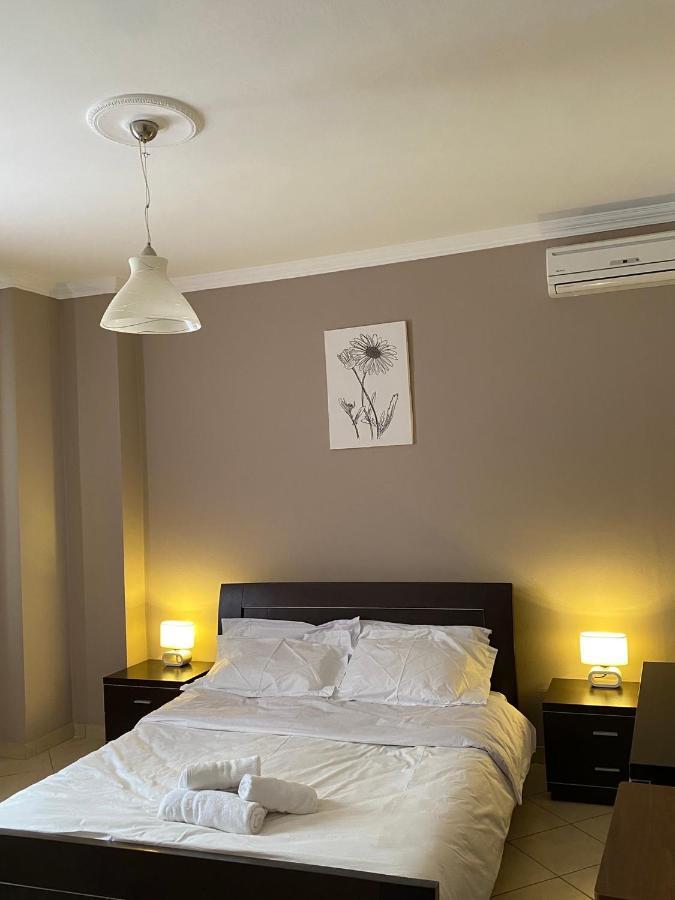Cloud8 Apt With Castle View, 7Km From The Beach Lezhë Exteriör bild
